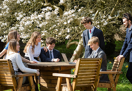 What is the Scarisbrick Hall School ‘Pre-University’ experience?